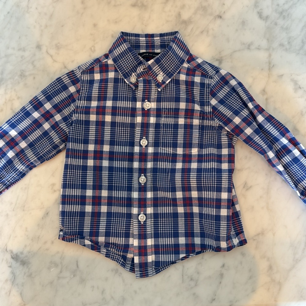 6-12 months button down bundle - Picture 2 of 5